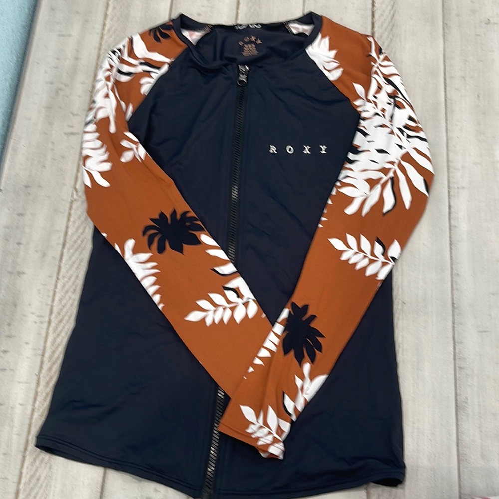 Swim/surf top roxy brand size medium